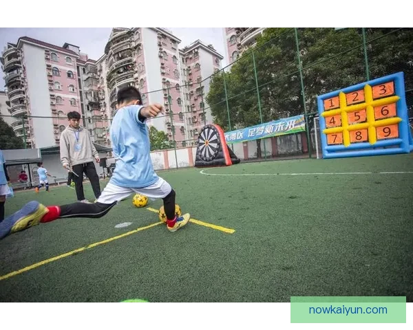 未来之星：年轻球员崛起之路引发广泛关注，展现足球未来潜力